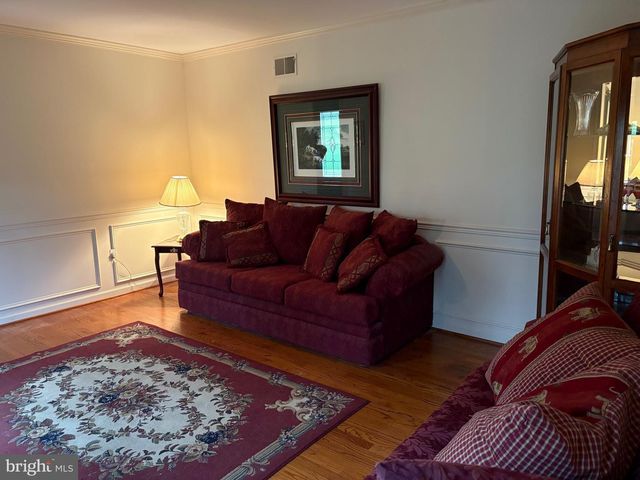 115 EVERGREEN DR, Downingtown, PA 19335