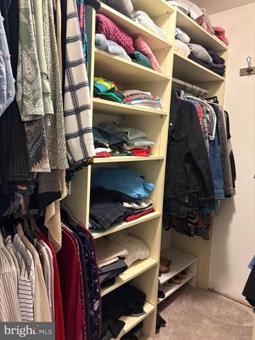 115 EVERGREEN DR, Downingtown, PA 19335