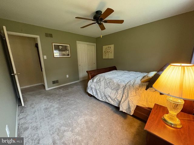 115 EVERGREEN DR, Downingtown, PA 19335