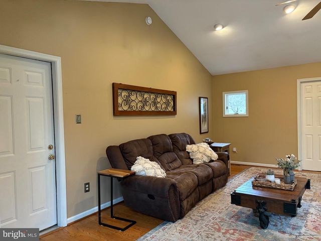 115 EVERGREEN DR, Downingtown, PA 19335