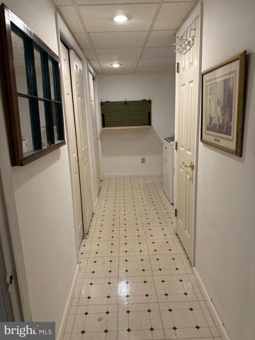 115 EVERGREEN DR, Downingtown, PA 19335