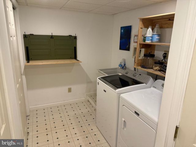 115 EVERGREEN DR, Downingtown, PA 19335