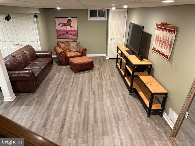 115 EVERGREEN DR, Downingtown, PA 19335