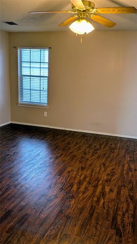 1433 Atkins Street, Cedar Hill, TX 75104