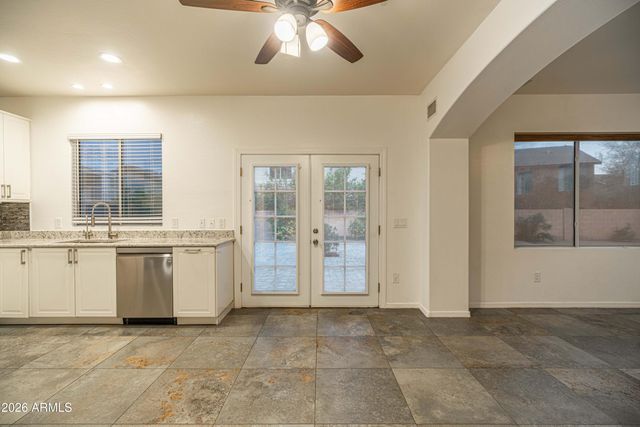 7202 S 40TH Lane, Phoenix, AZ 85041