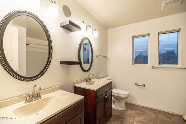7202 S 40TH Lane, Phoenix, AZ 85041