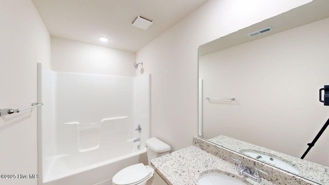 1358 St John Church Road, La Grange, NC 28551