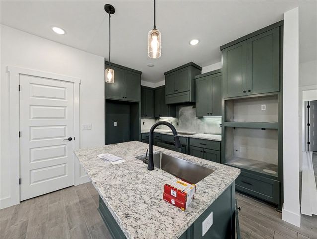 6906 High Meadow, Bentonville, AR 72713