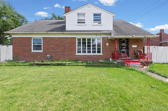 7208 Jackson Avenue, Warren, MI 48091