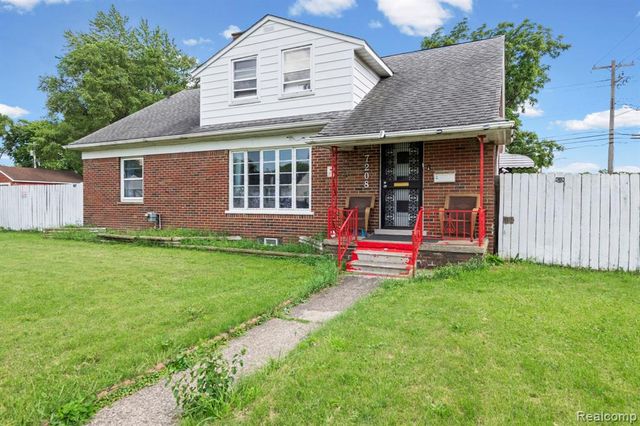 7208 Jackson Avenue, Warren, MI 48091