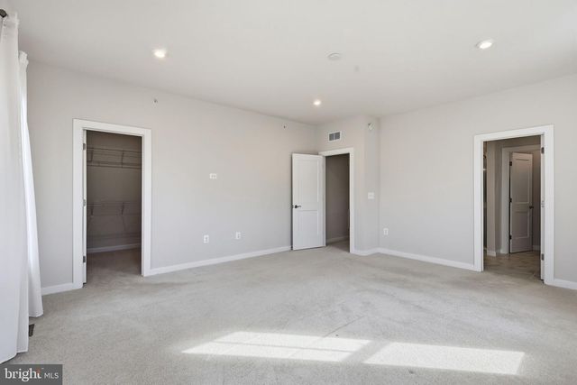 201-B PARK CENTRAL TER, Manassas Park, VA 20111