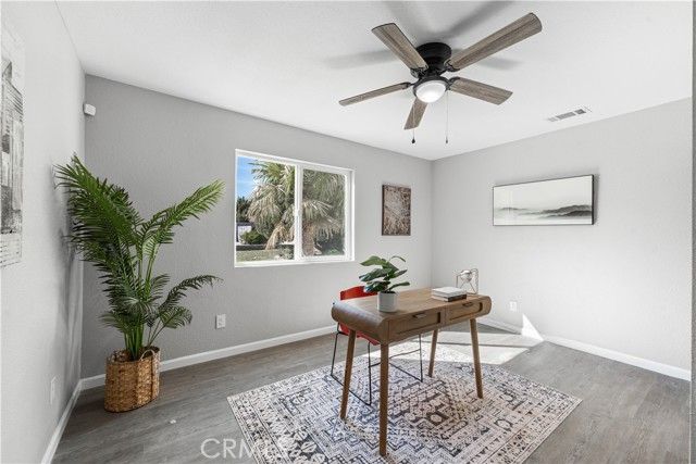 7090 Kenyon Avenue, Hesperia, CA 92345