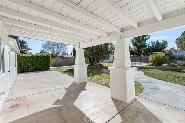 7090 Kenyon Avenue, Hesperia, CA 92345