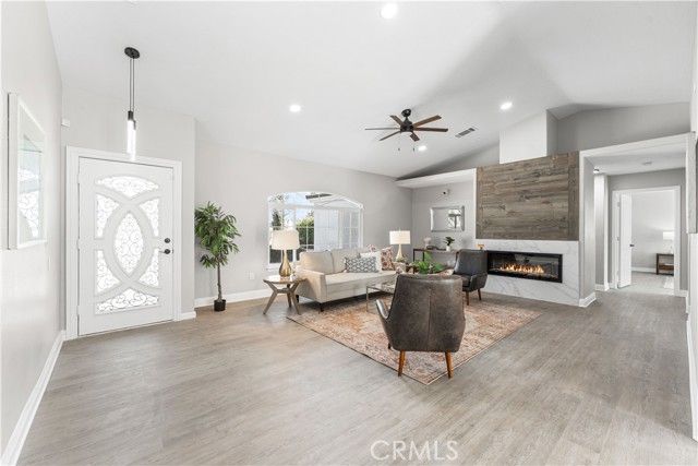 7090 Kenyon Avenue, Hesperia, CA 92345