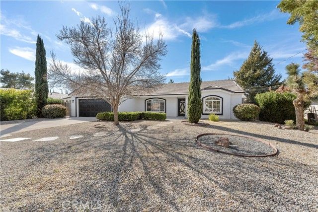 7090 Kenyon Avenue, Hesperia, CA 92345