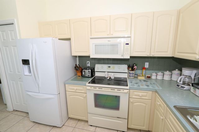 4350 SW 9th Way, Okeechobee, FL 34974