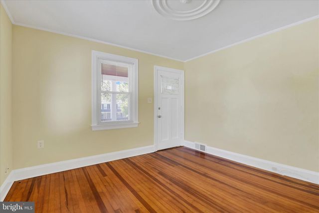 116 2ND AVE, Reisterstown, MD 21136