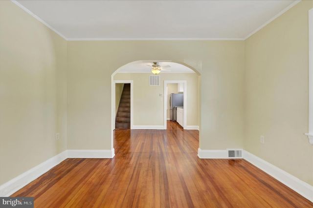 116 2ND AVE, Reisterstown, MD 21136