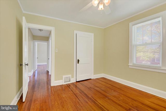 116 2ND AVE, Reisterstown, MD 21136