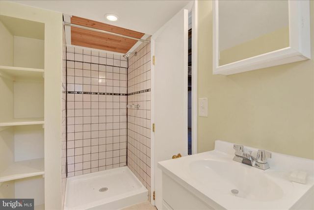 116 2ND AVE, Reisterstown, MD 21136
