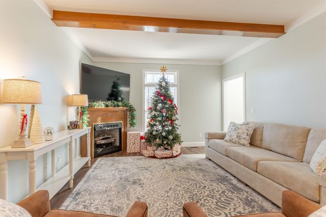 3355 Treemont Drive, Newburgh, IN 47630