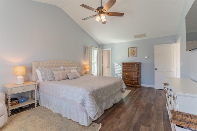 3355 Treemont Drive, Newburgh, IN 47630