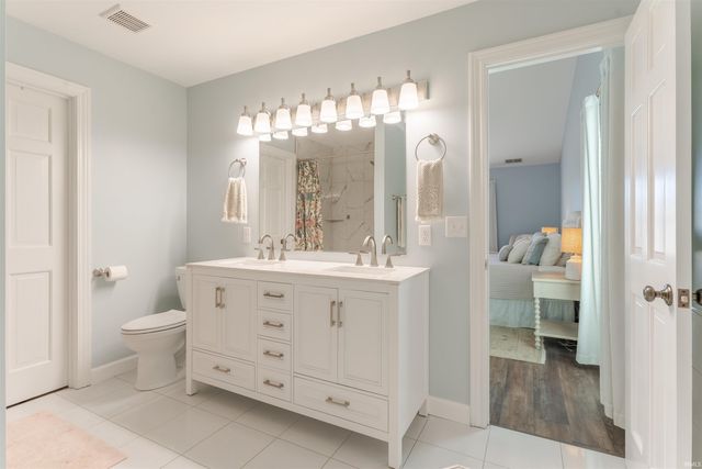 3355 Treemont Drive, Newburgh, IN 47630