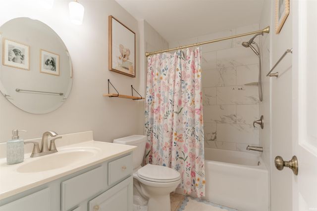 3355 Treemont Drive, Newburgh, IN 47630