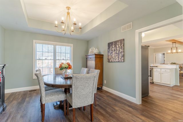 3355 Treemont Drive, Newburgh, IN 47630