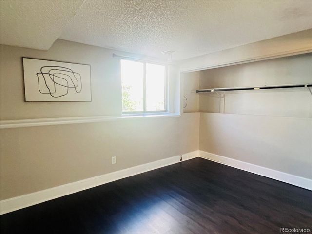 10107 E Peakview Avenue, Englewood, CO 80111