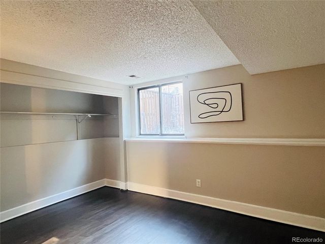 10107 E Peakview Avenue, Englewood, CO 80111