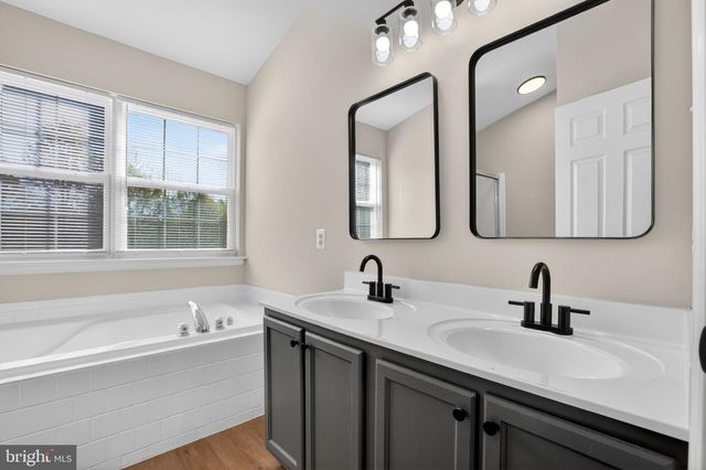 9964 MORRISTOWN PL, Waldorf, MD 20603