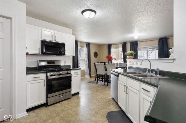 8402 Ash Grove Drive, Camby, IN 46113