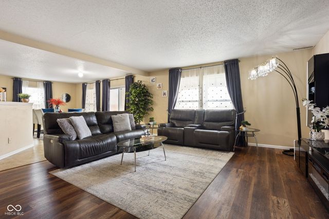 8402 Ash Grove Drive, Camby, IN 46113