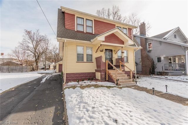 261 Madison Avenue, Akron, OH 44320