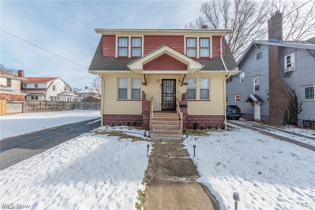 261 Madison Avenue, Akron, OH 44320