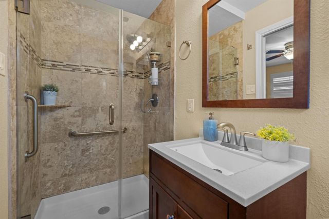 105 Coralie Way, Folsom, CA 95630