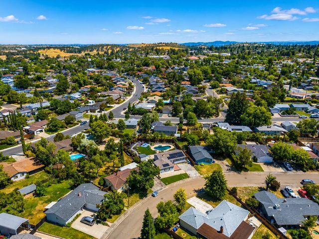 105 Coralie Way, Folsom, CA 95630