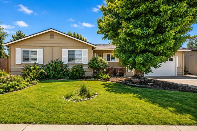 105 Coralie Way, Folsom, CA 95630