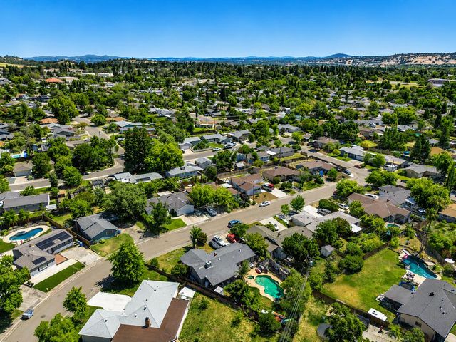 105 Coralie Way, Folsom, CA 95630