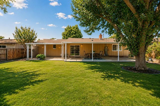 105 Coralie Way, Folsom, CA 95630