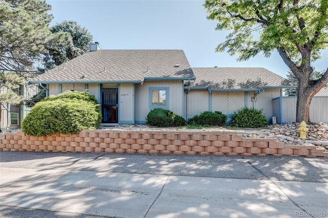 2490 S Worchester Court A, Aurora, CO 80014