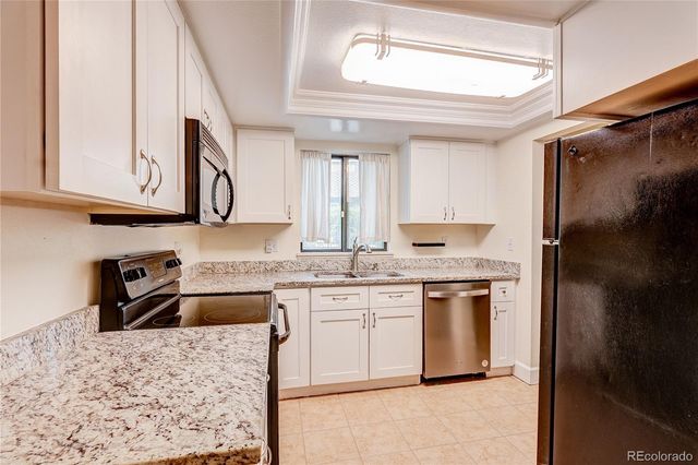 2490 S Worchester Court A, Aurora, CO 80014