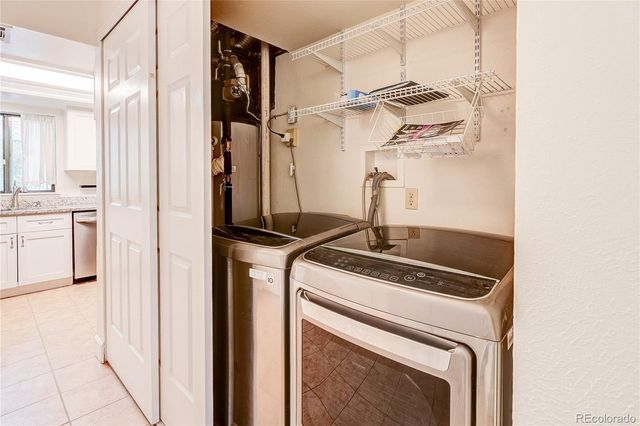 2490 S Worchester Court A, Aurora, CO 80014