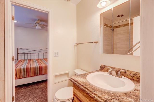 2490 S Worchester Court A, Aurora, CO 80014