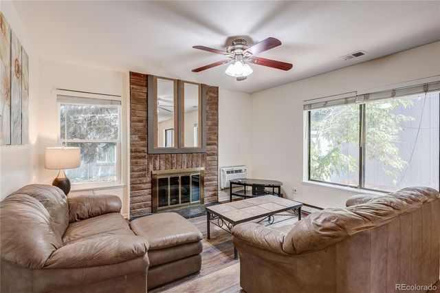 2490 S Worchester Court A, Aurora, CO 80014