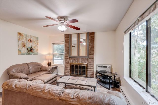 2490 S Worchester Court A, Aurora, CO 80014