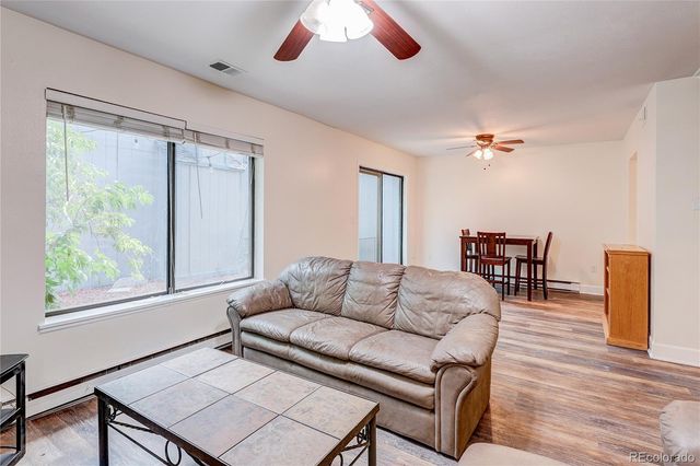 2490 S Worchester Court A, Aurora, CO 80014