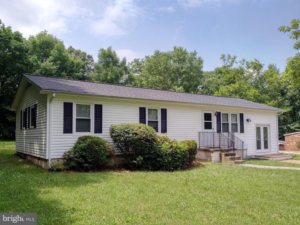 9632 LEAVELLS RD, Fredericksburg, VA 22407