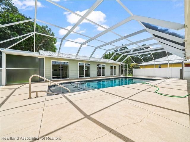 2410 Sunset Drive, Sebring, FL 33870